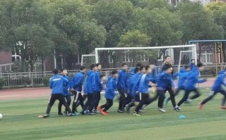 成年了能去足球学校吗，成年了能去足球学校吗女生