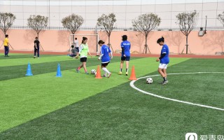 足球考证跟学校有关吗，足球考证跟学校有关吗知乎